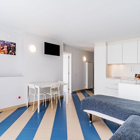 Apartamentos Sunway Amapola Sitges Esterno foto