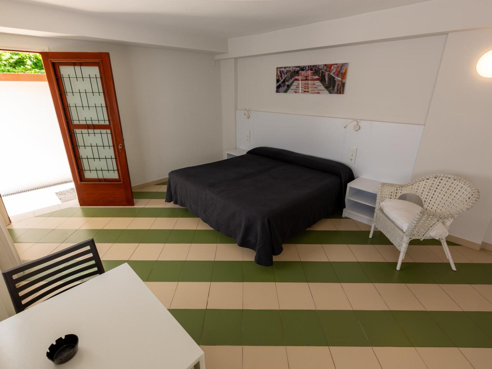 Apartamentos Sunway Amapola Sitges Esterno foto