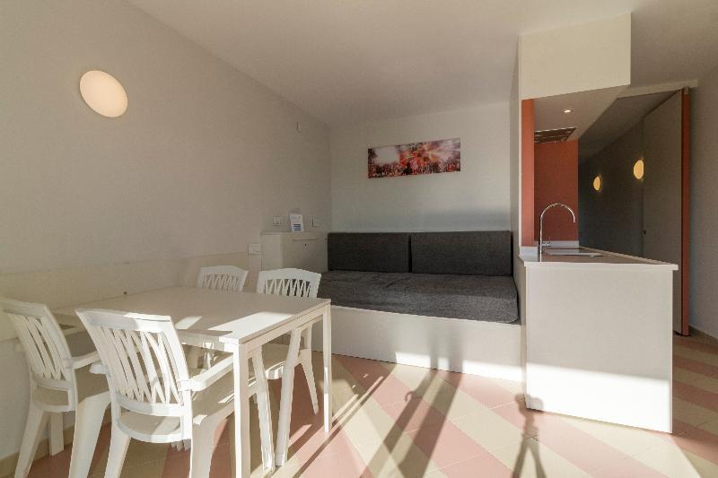 Apartamentos Sunway Amapola Sitges Esterno foto